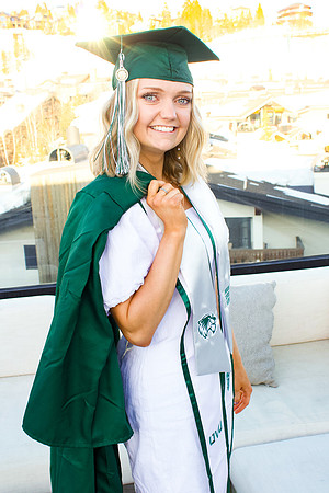 Amie UVU Grad 2023-48