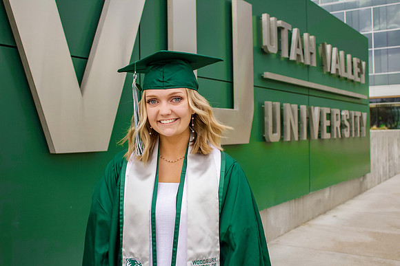 Amie UVU Grad 2023 at uvu-32