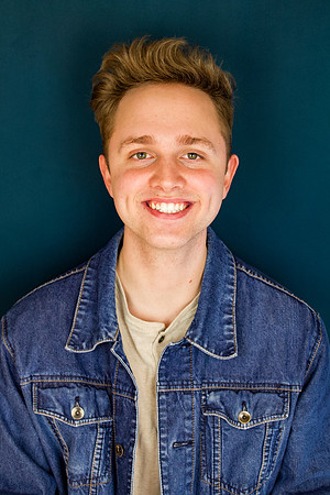 Tyson and Amie Headshots 2021-4