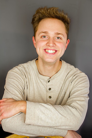 Tyson and Amie Headshots 2021-22